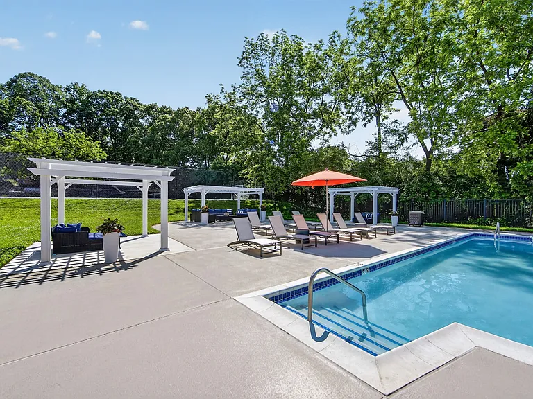 Relax by the sparkling pool at Eagle Rock Apartments at Malvern, where sunny days and inviting spaces await. Enjoy private cabanas and comfortable lounge areas, perfect for unwinding or socializing. Schedule your visit today!