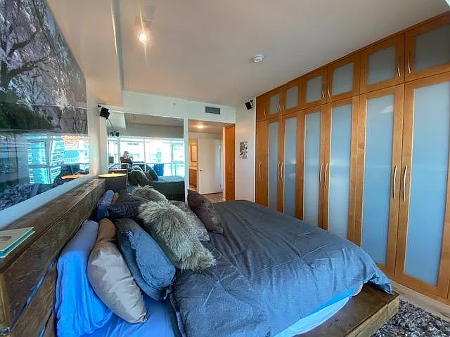 13600 Marina Pointe Dr #1512 — Photo 14
