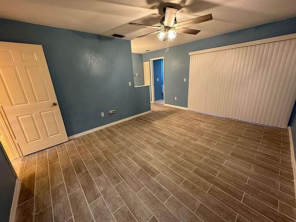 4th image of 60 Emerald Woods Dr APT B1