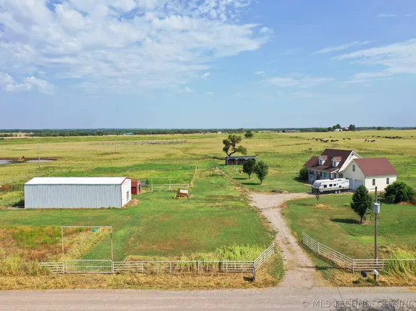 14553 27th Rd, Nowata, OK 74048