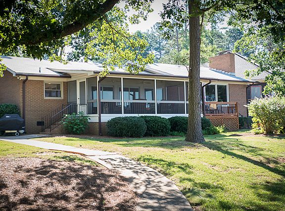 3rd image of 109 Thrasher Ln