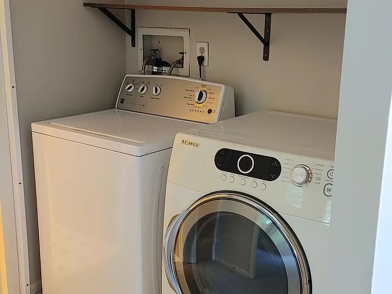Washer and Dryer are not included in this rental. This is the hookup closet.