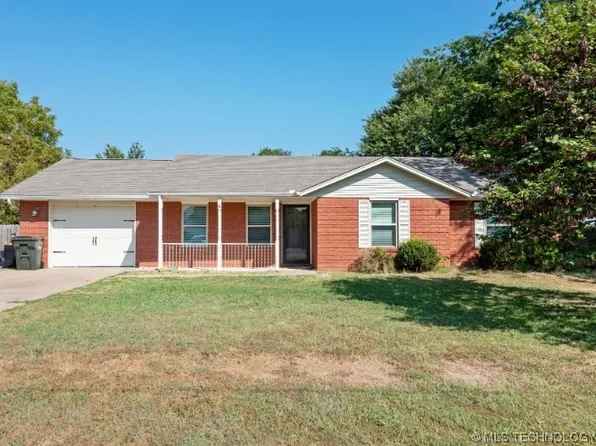 506 W Hickory Ave, Fort Gibson, OK 74434