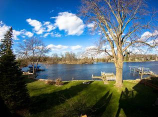 4533 Riverside Rd, Waterford, WI 53185