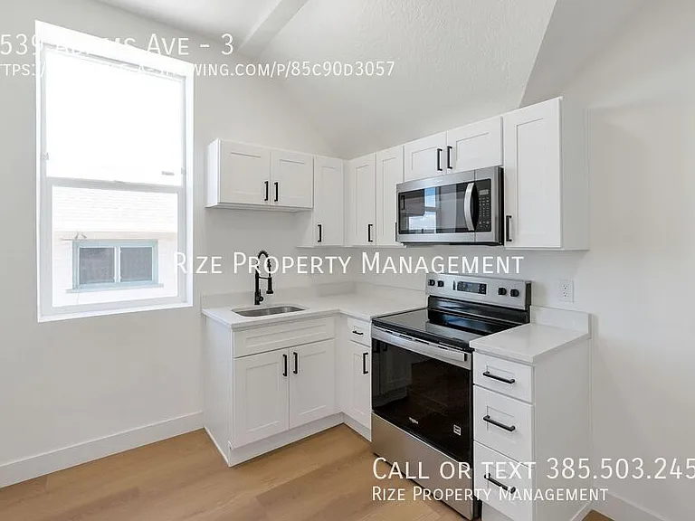 2539 Adams Ave #3 — Photo 2