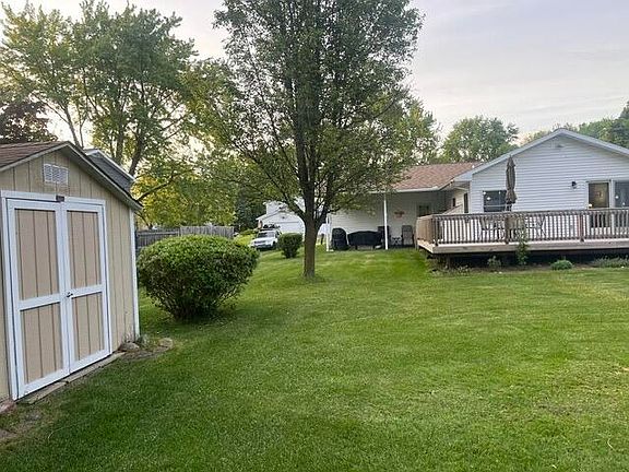 5th image of 3779 Northmeadow Rd