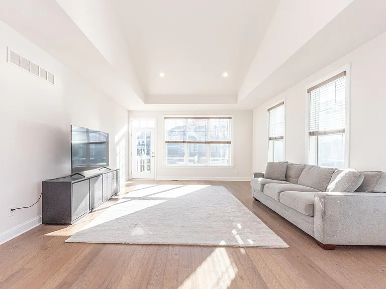 3341 Roseford Blvd — Photo 14