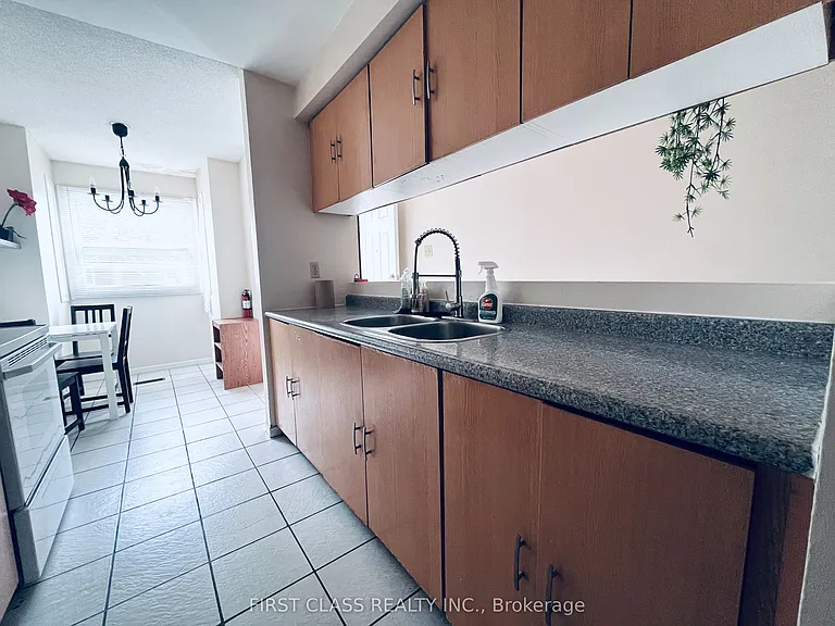 53 Spring Forest Sq — Photo 4