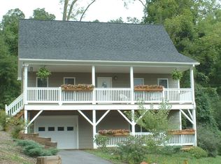 78 Wyoming Rd, Asheville, NC 28803