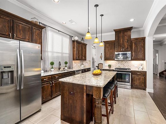 4th image of 3124 Bella Lago Dr
