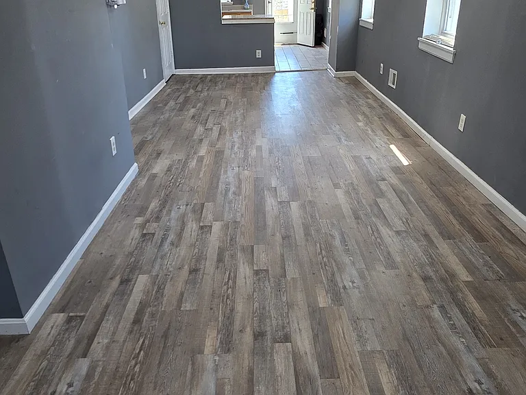 2133 W Mulberry St — Photo 2