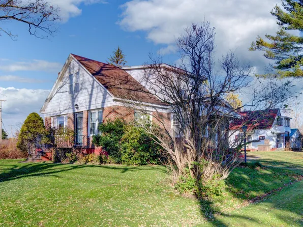 234 Log City Road, Amsterdam, NY 12010