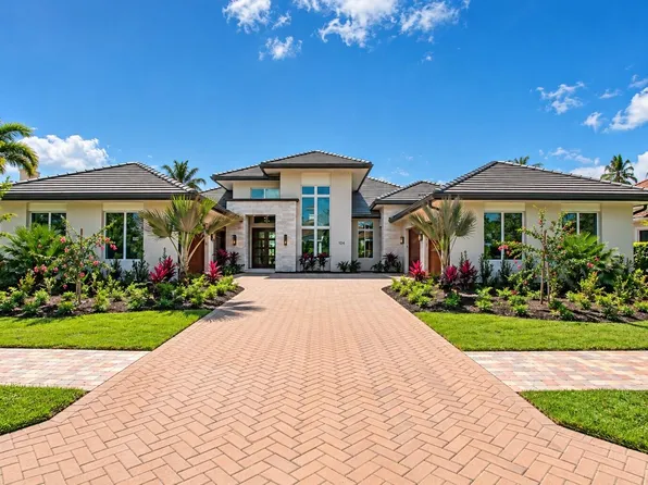 104 SE RIO CASARANO, Port St Lucie, FL 34984