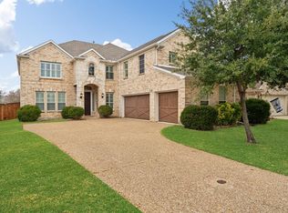 800 Royal Crest Ct, McKinney, TX 75070