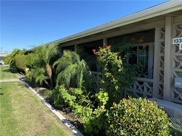 13380 Danbury Ln #M6-130d, Seal Beach, CA 90740