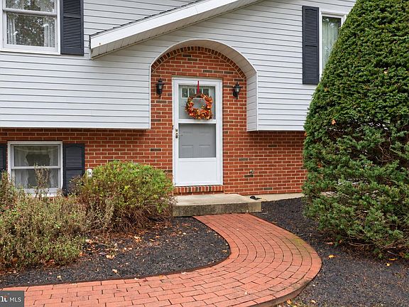4th image of 79 Virginville Rd
