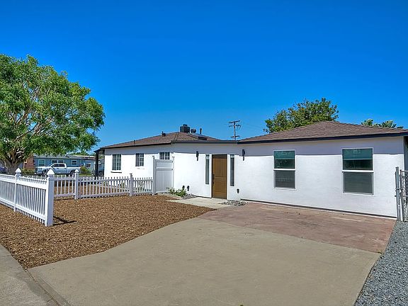 2nd image of 199 Twin Oaks Cir