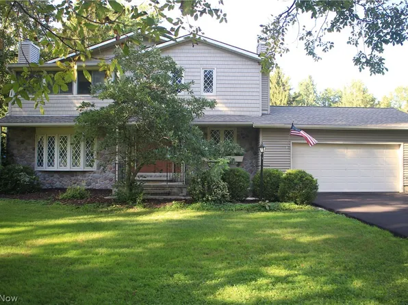 42820 Dellefield Rd, Elyria, OH 44035