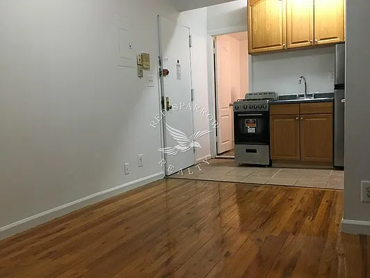 Rented by Red Sparrow Realty Group | media 60