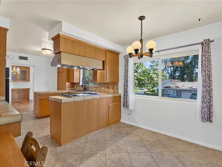 10401 Wystone Ave — Photo 19