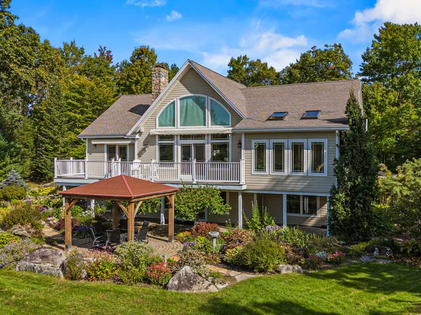 17 Peak View Lane, Bridgton, ME 04009
