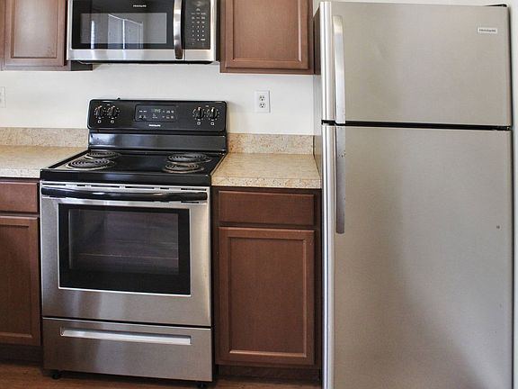 3rd image of 4406 Eagle Ct