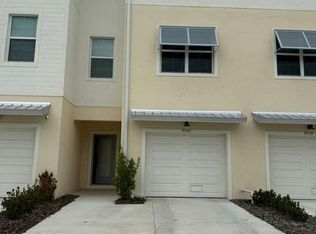 9943 Rd Hvn, Seminole, FL 33777