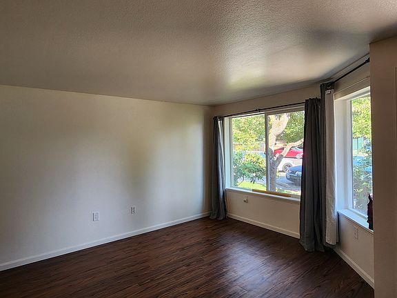 5th image of 651 North St #A