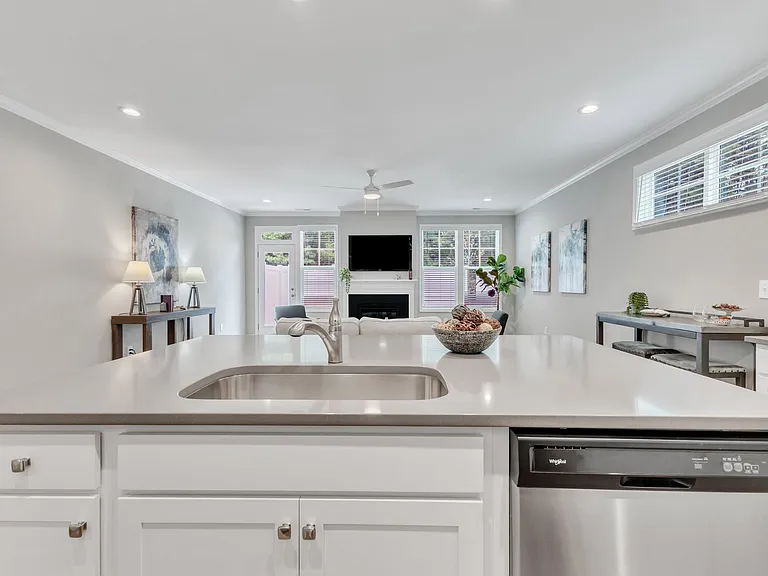 1706 Ballard Dr — Photo 25