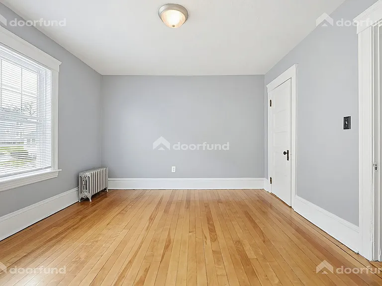 121 Delmont Ave — Photo 22