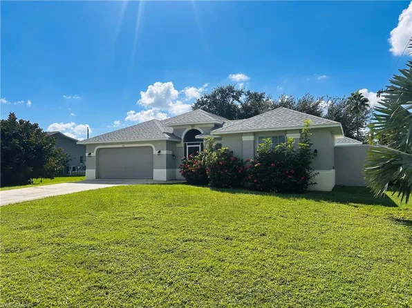 102 SE 39th TER, CAPE CORAL, FL 33904
