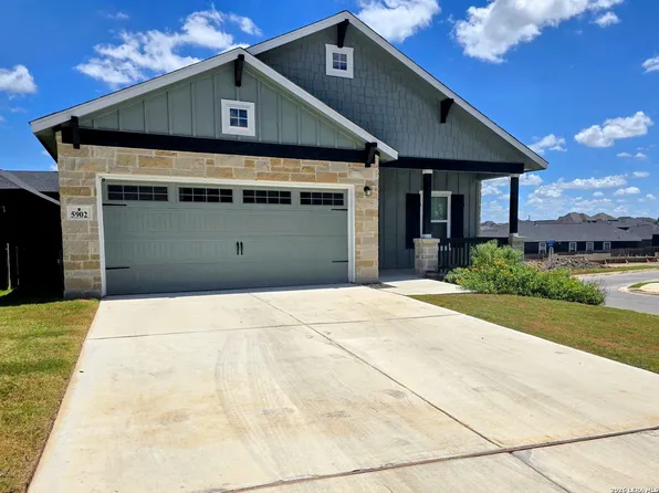 5902 FANNIN PT, Schertz, TX 78108