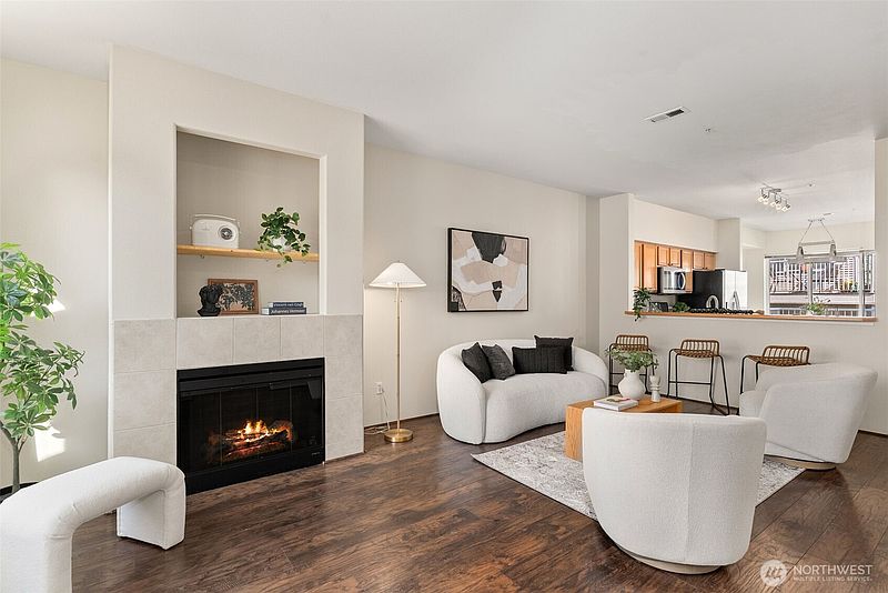 5th image of 14915 38th Drive SE #U1154