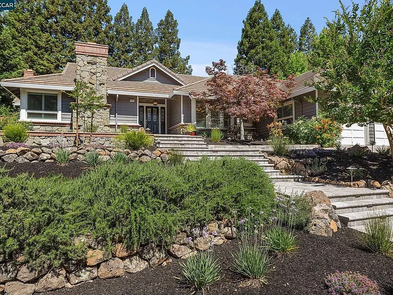3424 Stone Valley Rd — Photo 2