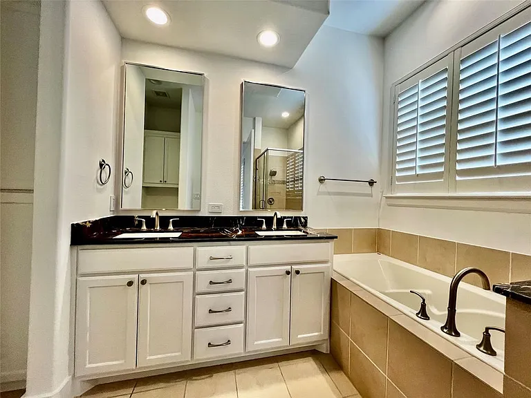 5808 McCommas Blvd #A105 — Photo 17
