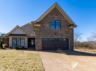 290 Hutch Ct, Gallatin, TN 37066
