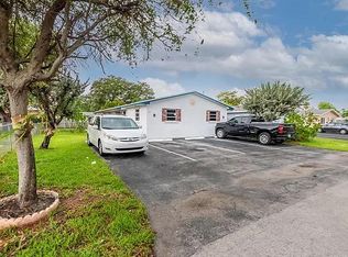 330 SW 10th Ter #1, Hallandale, FL 33009