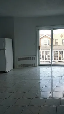 Rented by Newkey Realty LLC | media 2