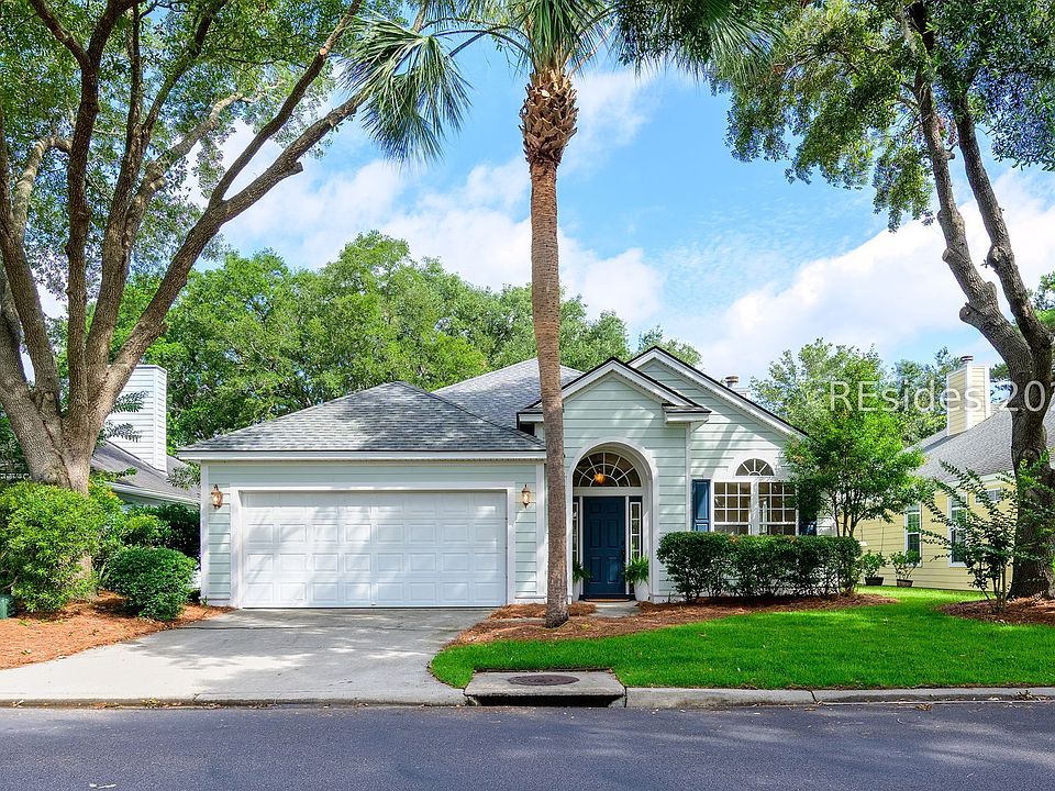 1st image of 44 Bridle Path Ln