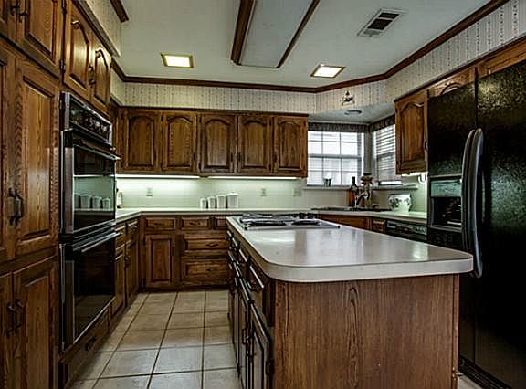 3rd image of 4116 Cassandra Ln