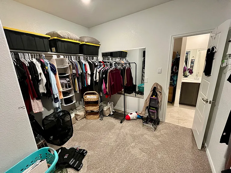 620 Carters Grove Dr — Photo 19