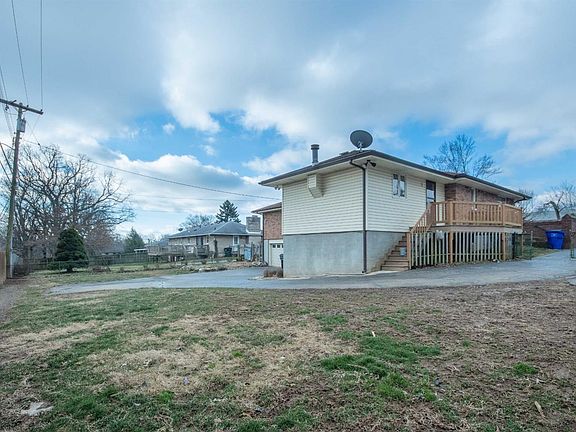 5th image of 1607 Auburn Dr