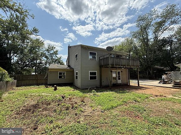 5th image of 155 Silver Lake Rd