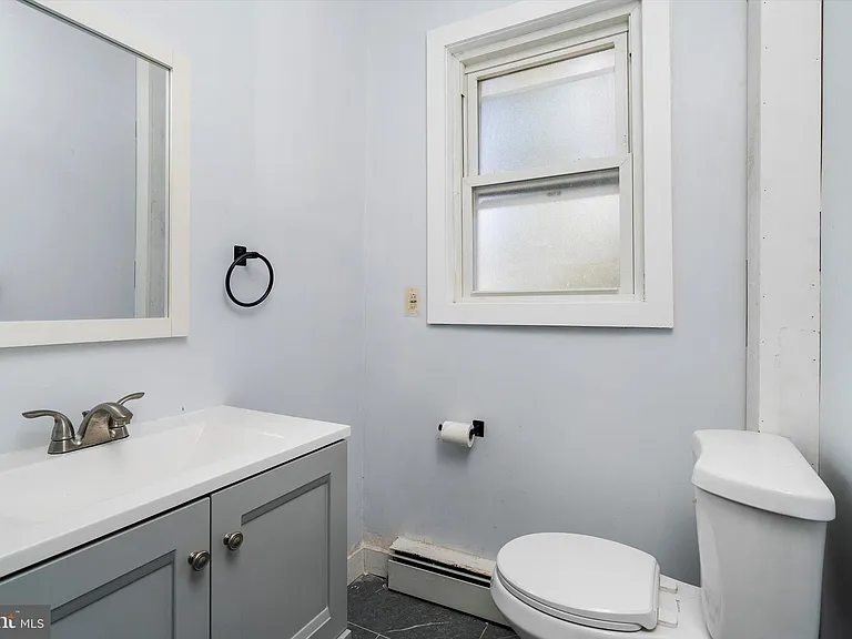 10 Lytle St #1 — Photo 9