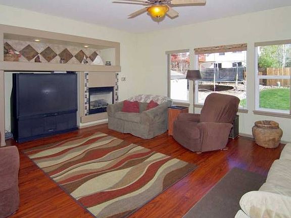 Spacious Family Room