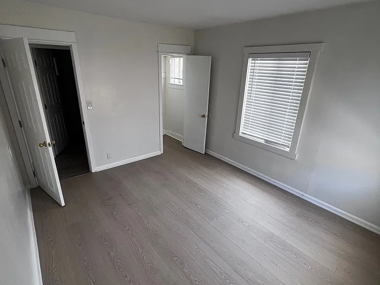 1501 S Garfield Ave — Photo 10