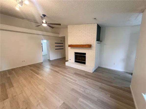 219 Winesap Ln, Bentonville, AR 72712