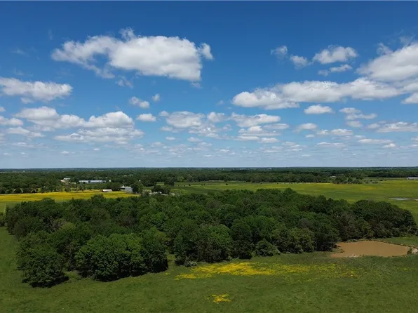 Ruby Hall Rd, Gentry, AR 72734