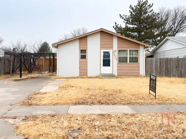 1623 Conkling Ave, Garden City, KS 67846