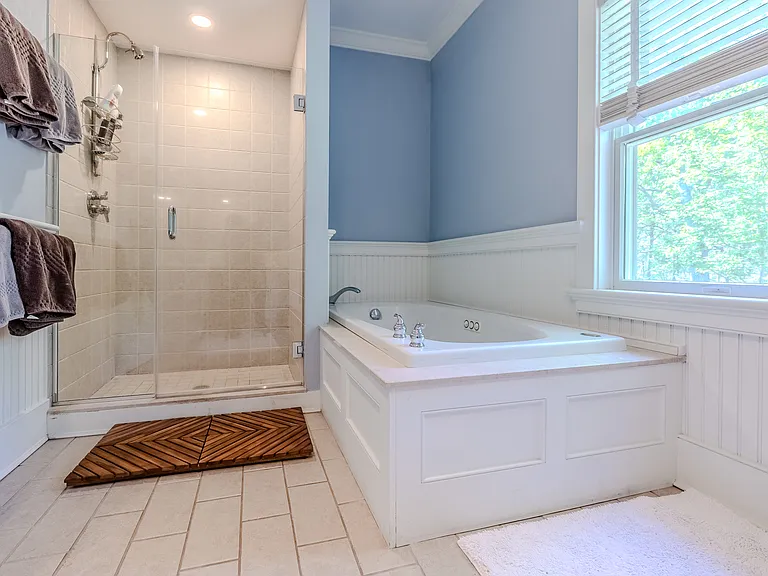16 Ocean Pkwy — Photo 20